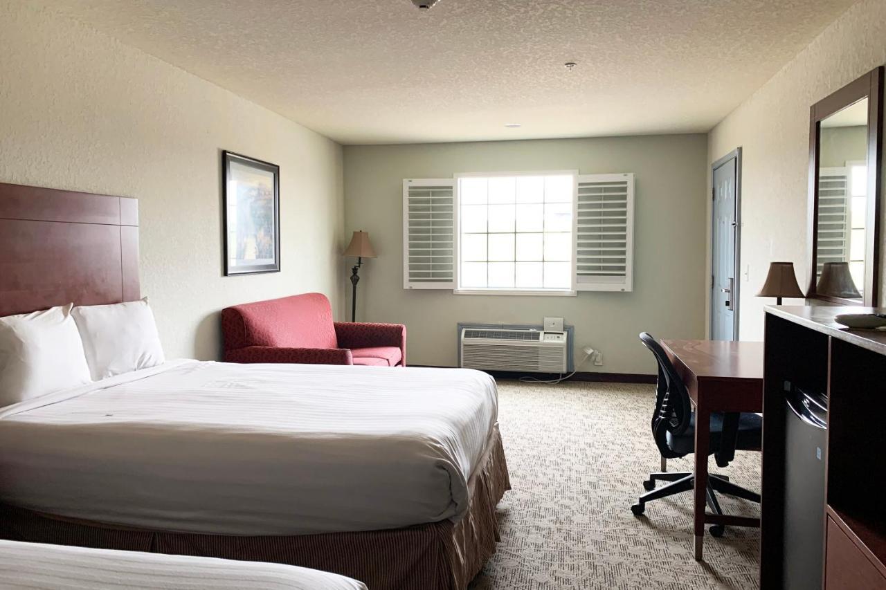 Oyo Hotel Pearsall I-35 West Екстер'єр фото